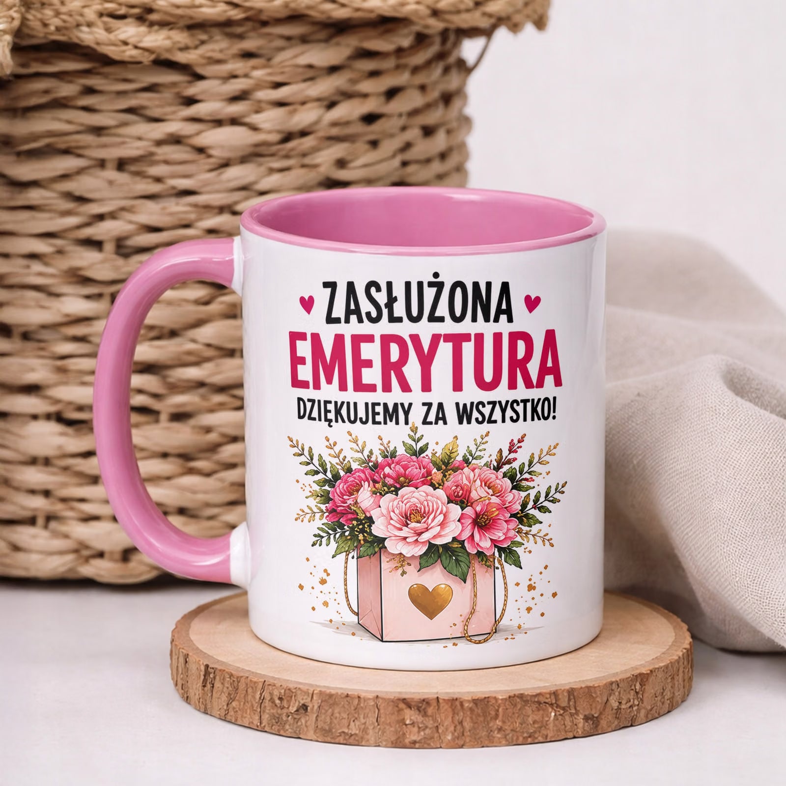 Kubek Różowy z nadrukiem Emerytura Dla Emerytki Upominek Prezent