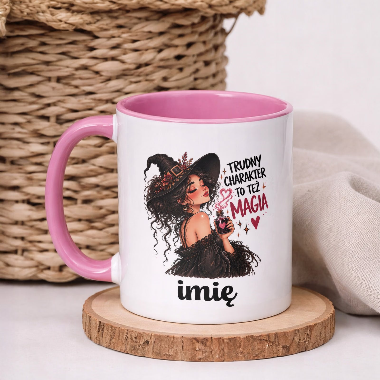 Kubek Różowy Personalizowany z Nadrukiem Dla Kobiet Czarownica Wiedźma
