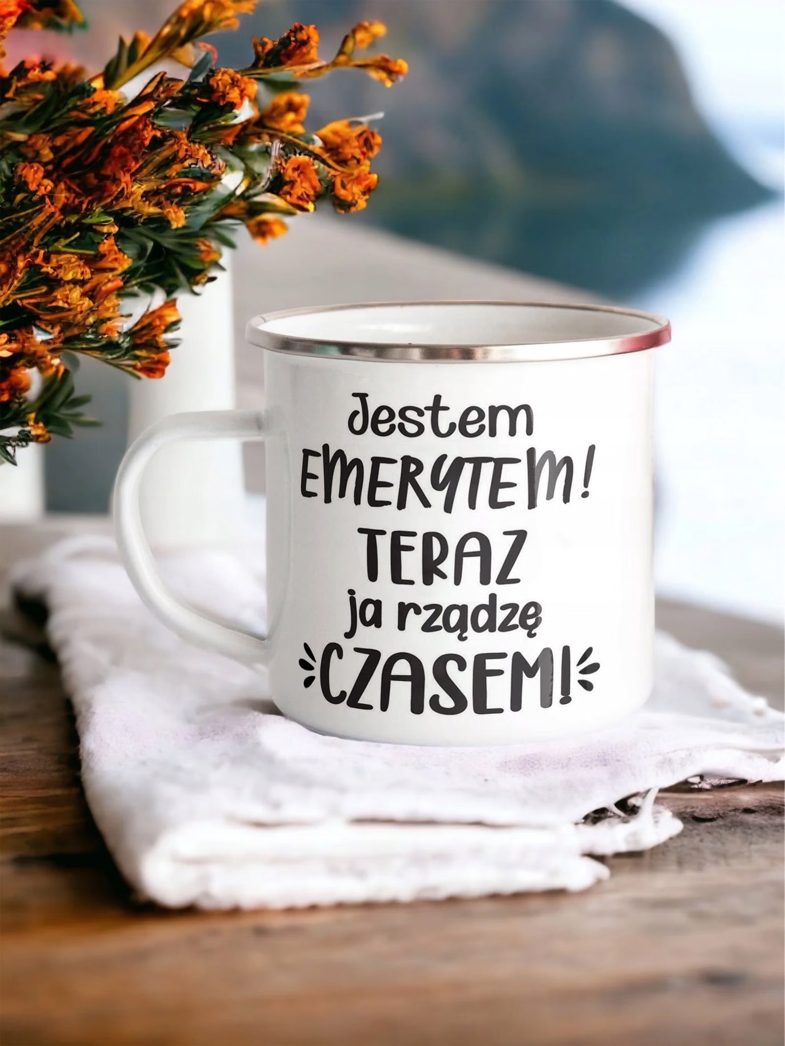 Kubek Emaliowany z okazji Emerytury Dla Emeryta z Nadrukiem Biały Metalowy