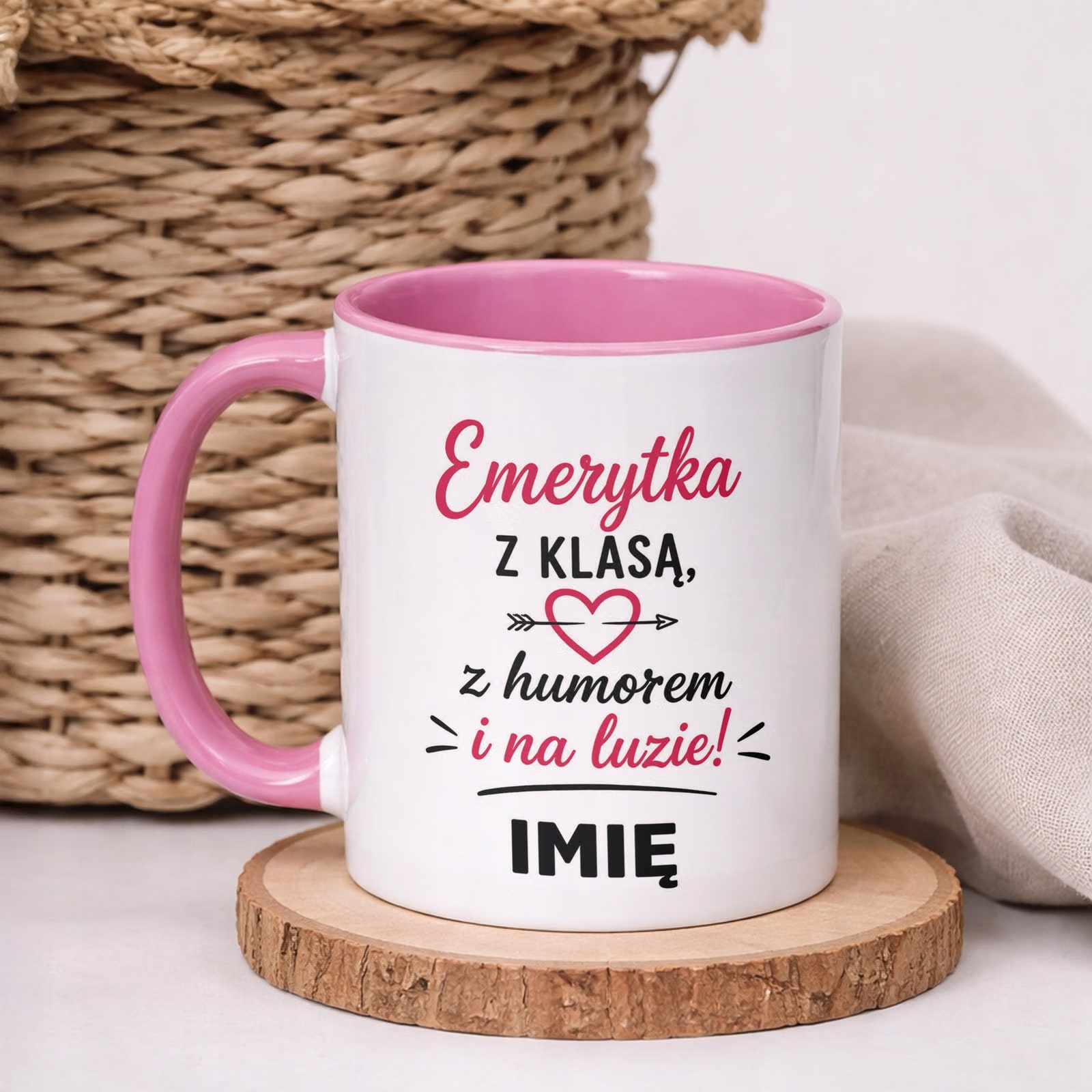 Kubek Różowy Personalizowany z Nadrukiem Emerytura Dla Emerytki Prezent