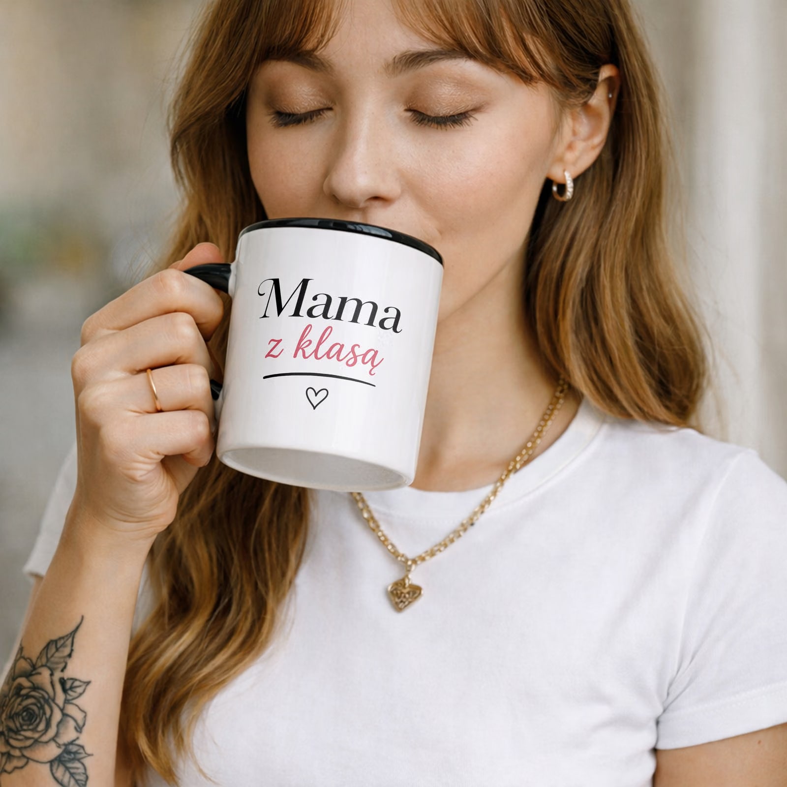 Kubek czarny prezent dla mamy na Dzień Matki wyjątkowy prezent dla mamy