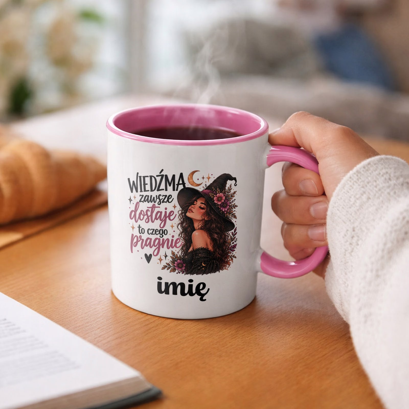 Kubek Różowy Personalizowany z Nadrukiem Dla Kobiet Czarownica Wiedźma