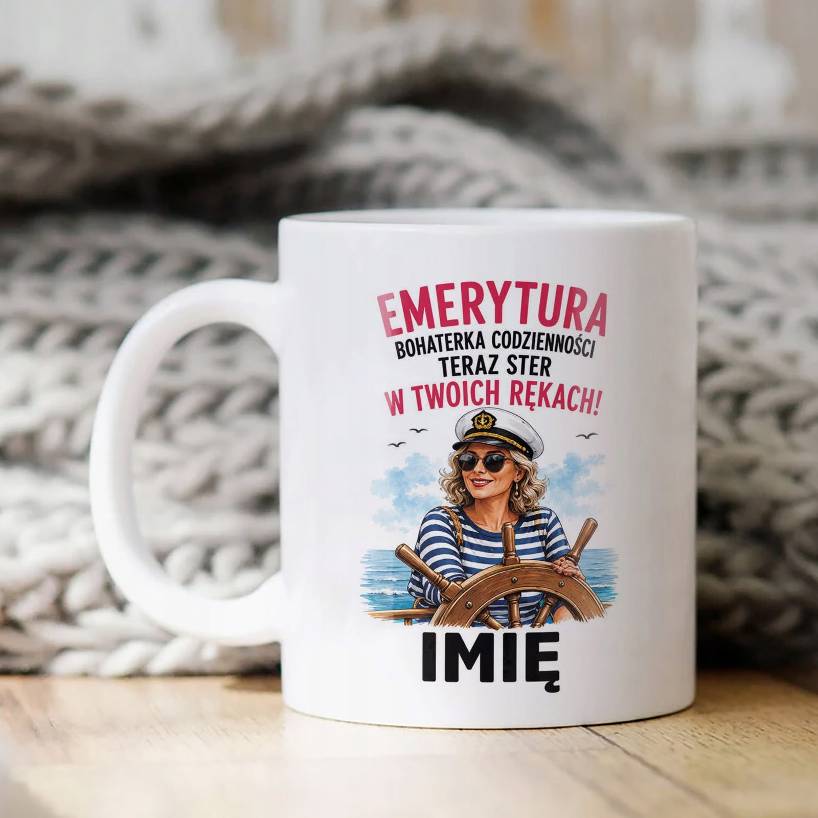 Biały Kubek Personalizowany z Nadrukiem Emerytura Dla Emerytki Prezent