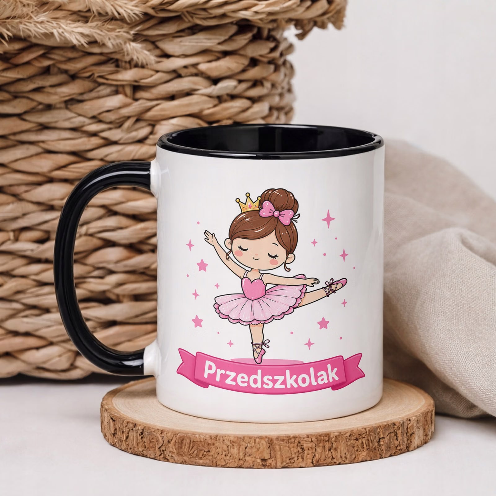 Kubek Czarny z nadrukiem Przedszkolak Szkoła Dla Dzieci Prezent