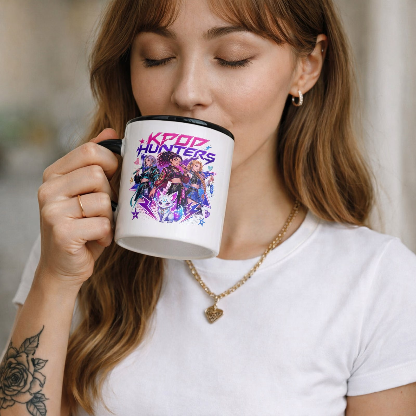 Zestaw Kubek Czarny Poduszka Z Nadrukiem ŁOWCZYNIE KPOP Prezent