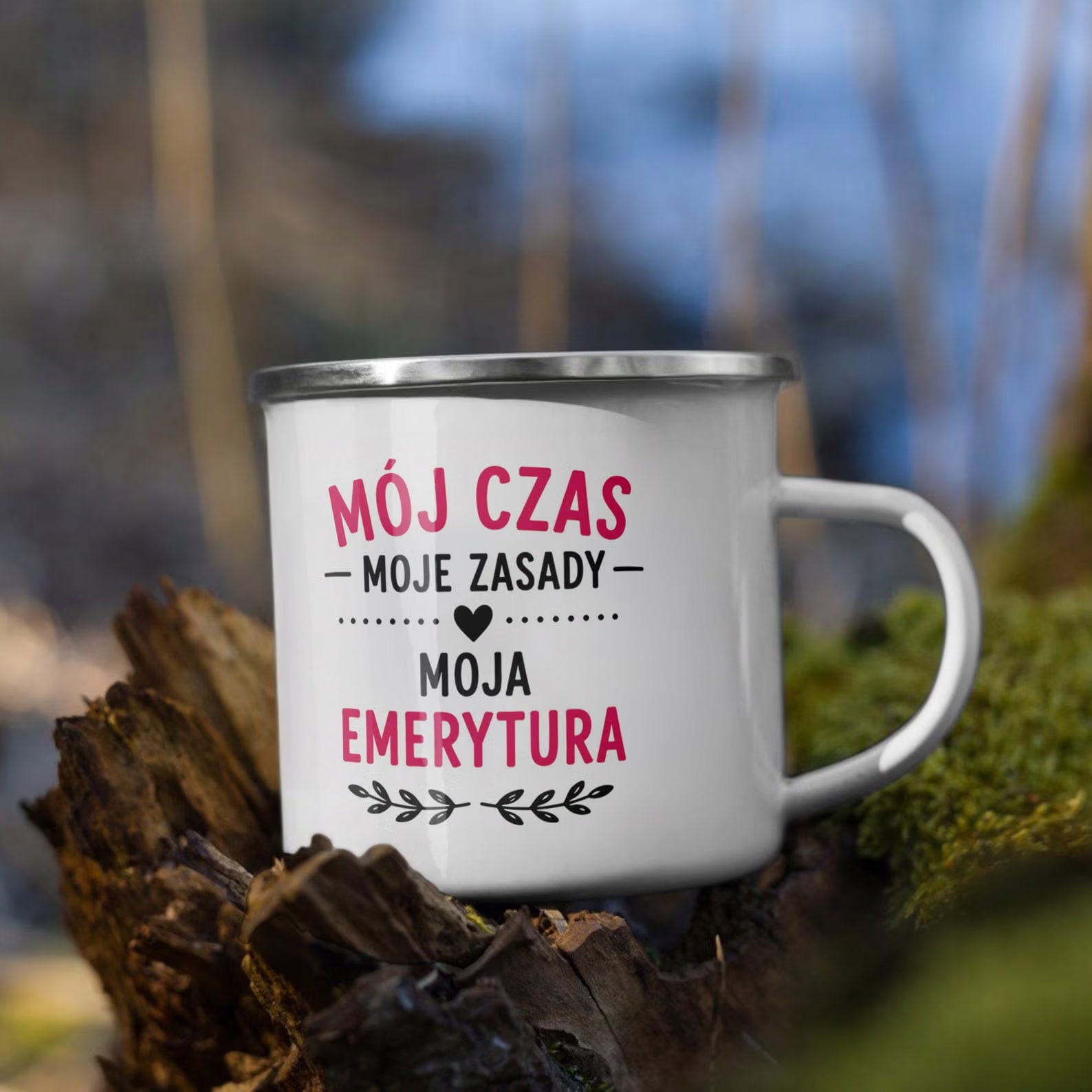 Kubek Emaliowany Emerytura Dla Emerytki z Nadrukiem Biały Metalowy Prezent