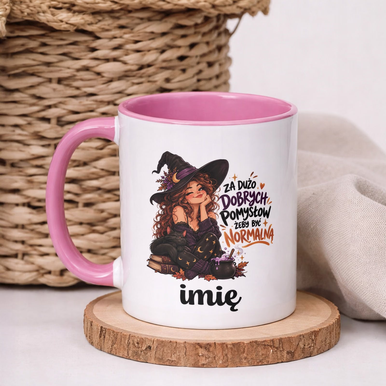Kubek Różowy Personalizowany z Nadrukiem Dla Kobiet Czarownica Wiedźma
