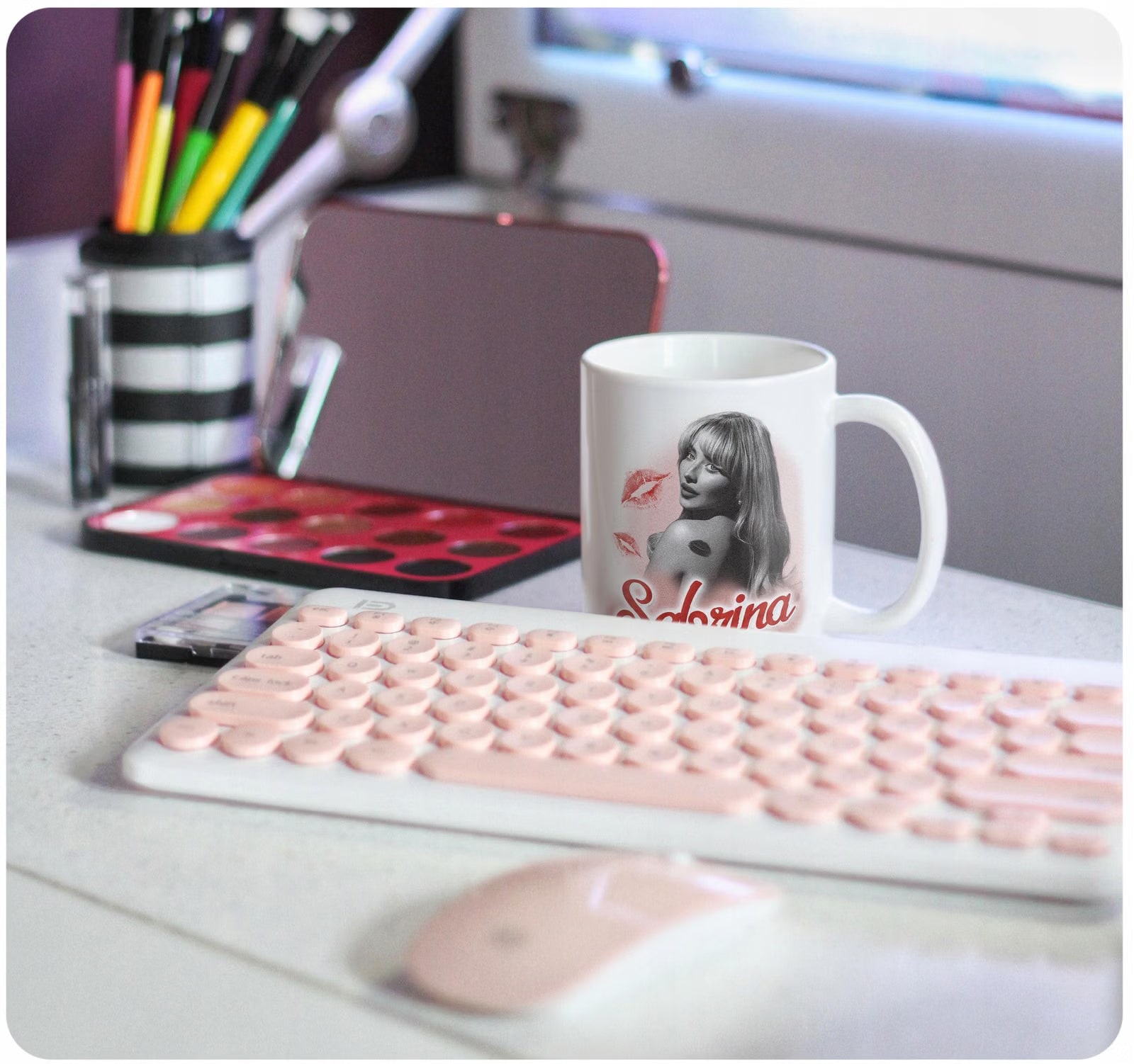 Kubek ceramiczny 330 ml Sabrina Carpenter Dla Fanów Prezent