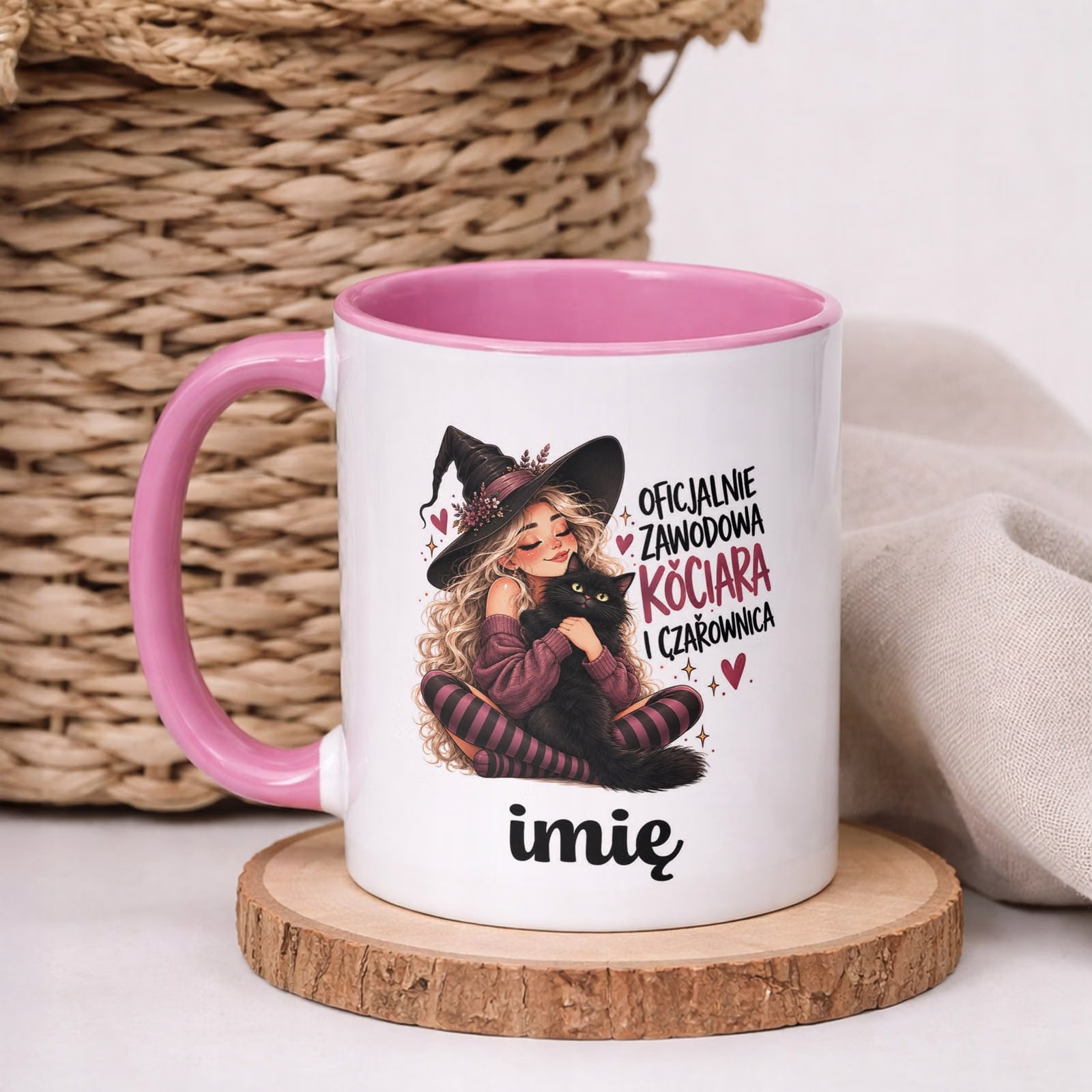 Kubek Różowy Personalizowany z Nadrukiem Dla Kobiet Czarownica Wiedźma