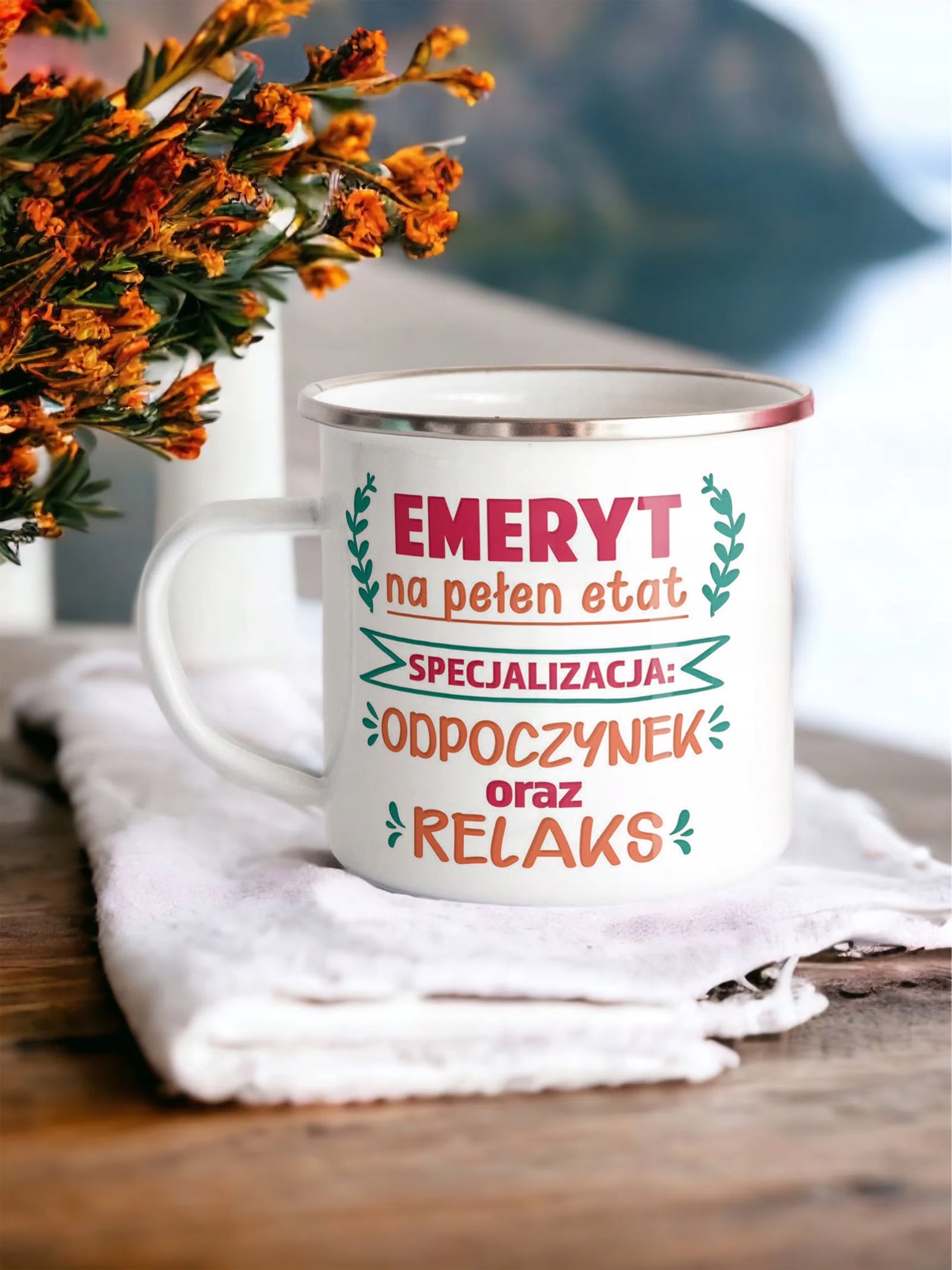 Kubek Emaliowany z okazji Emerytury Dla Emeryta z Nadrukiem Biały Metalowy