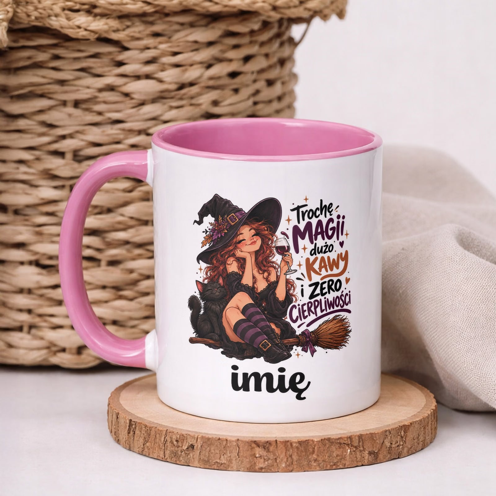 Kubek Różowy Personalizowany z Nadrukiem Dla Kobiet Czarownica Wiedźma