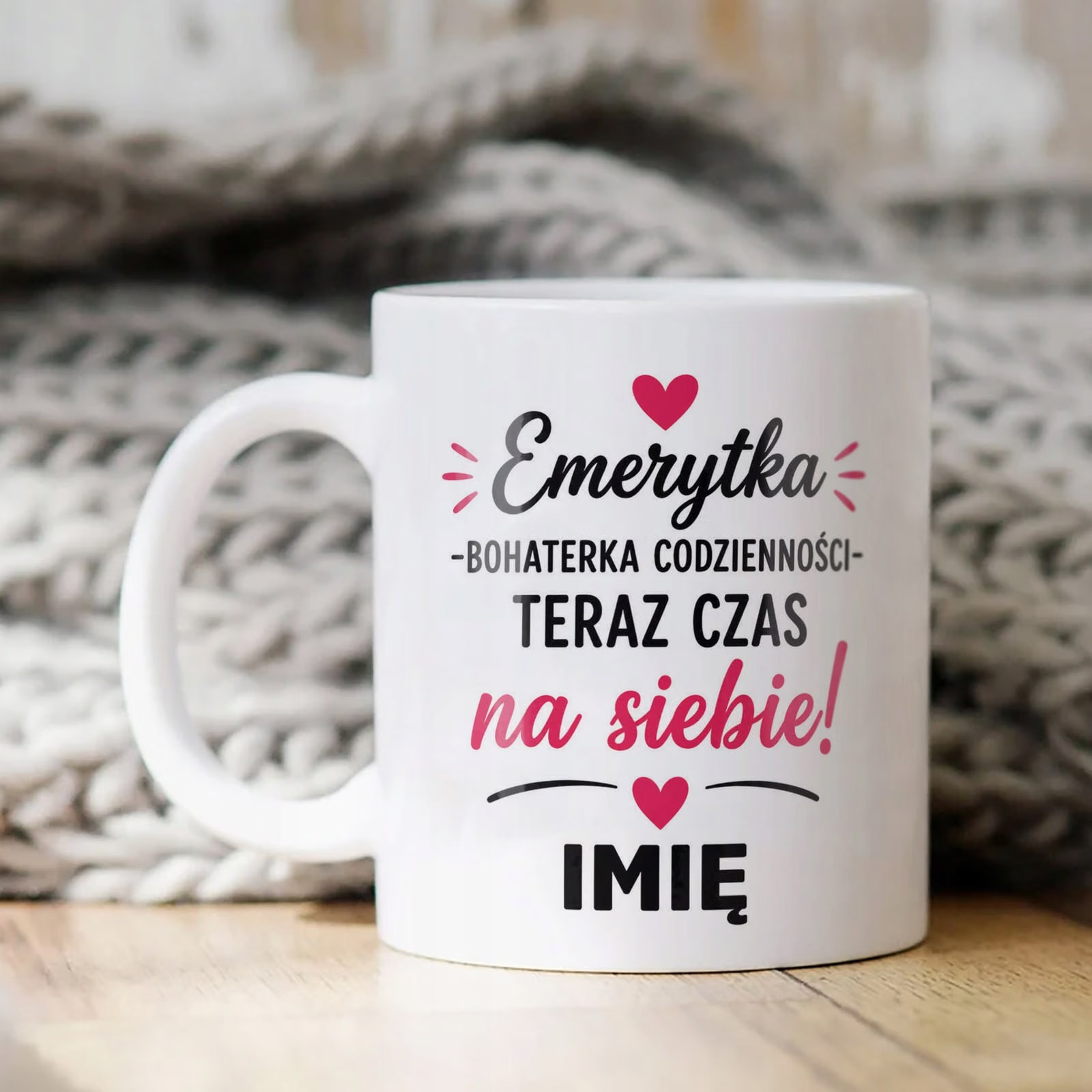Biały Kubek Personalizowany z Nadrukiem Emerytura Dla Emerytki Prezent