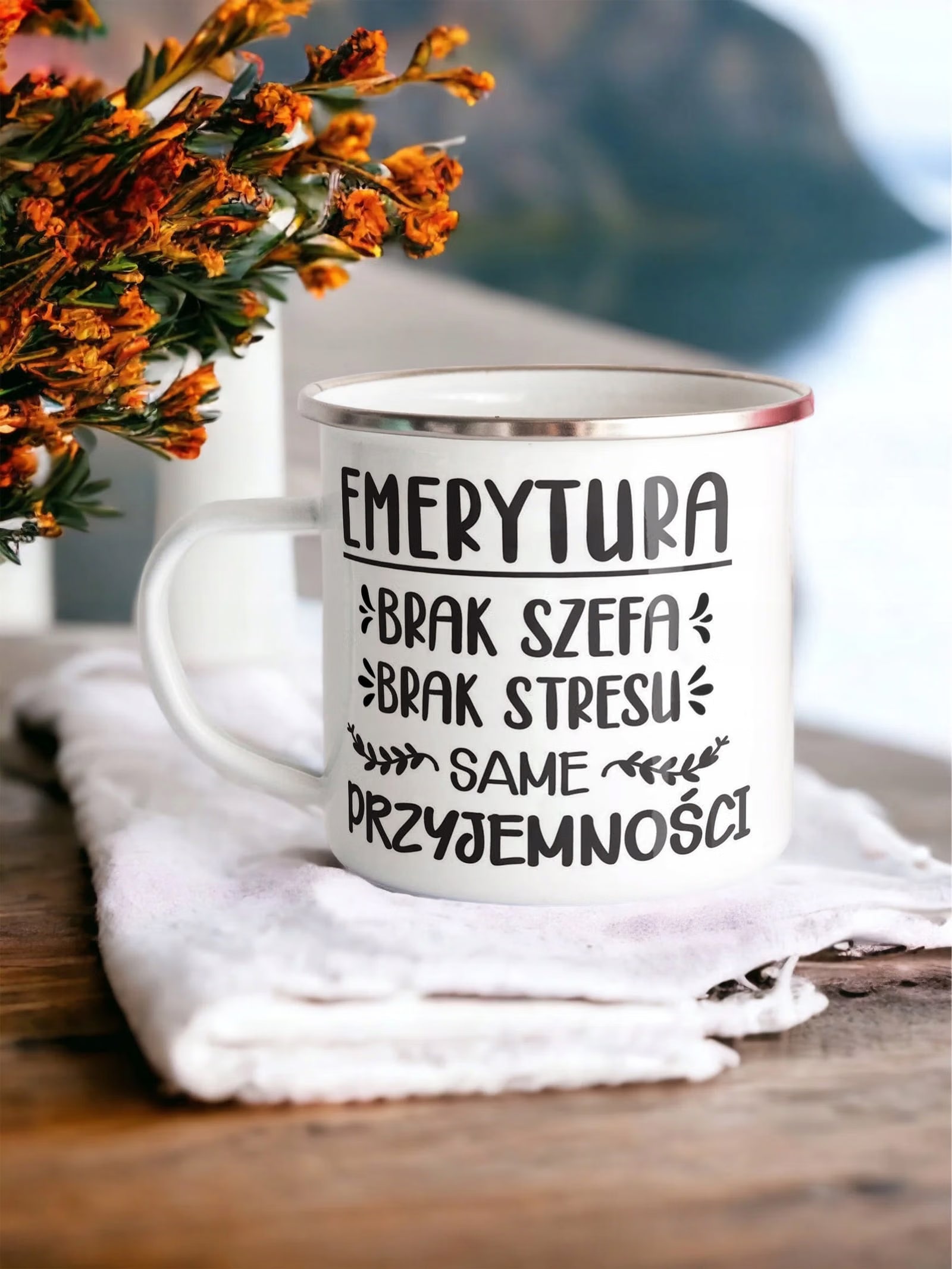 Kubek Emaliowany z okazji Emerytury Dla Emeryta z Nadrukiem Biały Metalowy