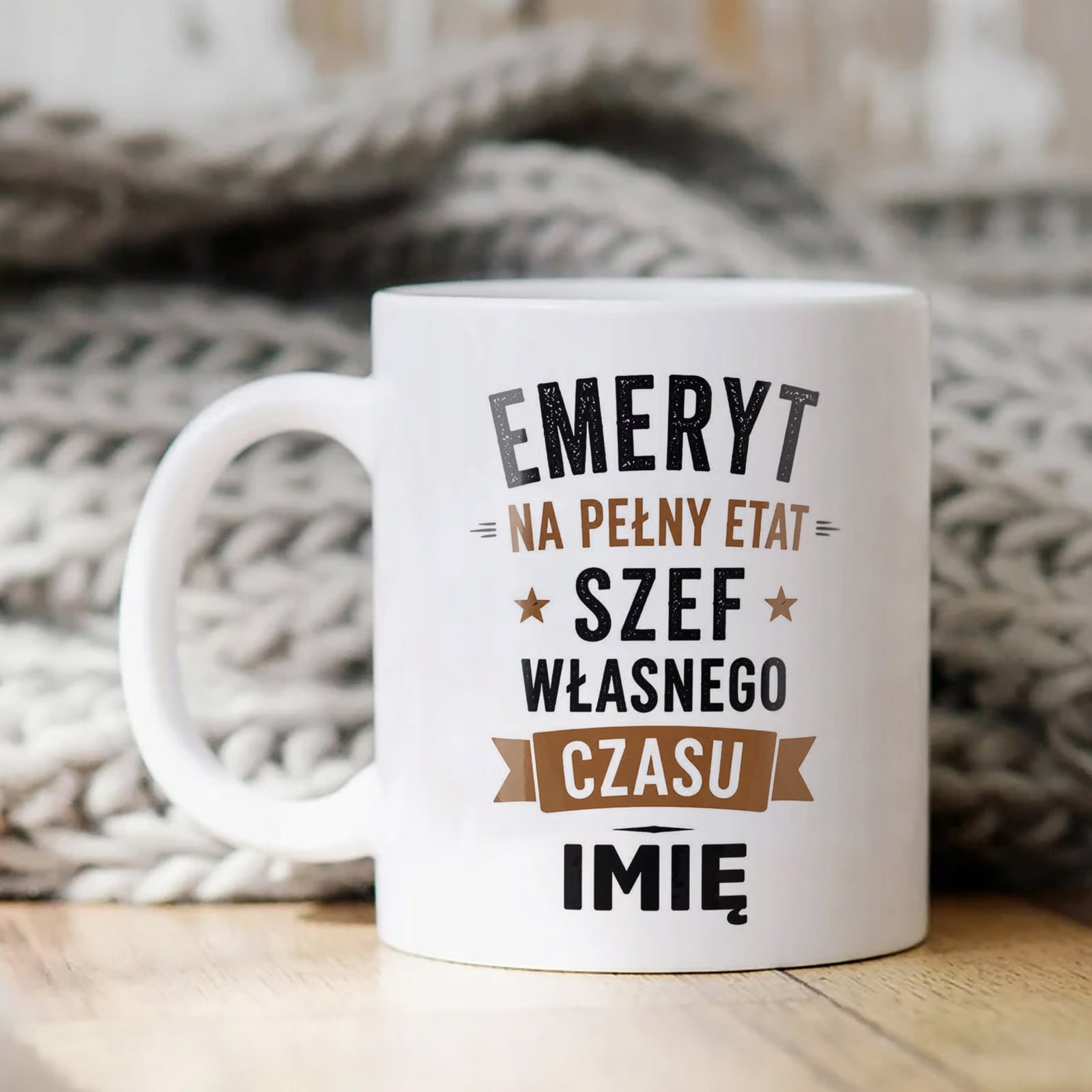 Biały Kubek Personalizowany z Nadrukiem Emerytura Dla Emeryta Prezent