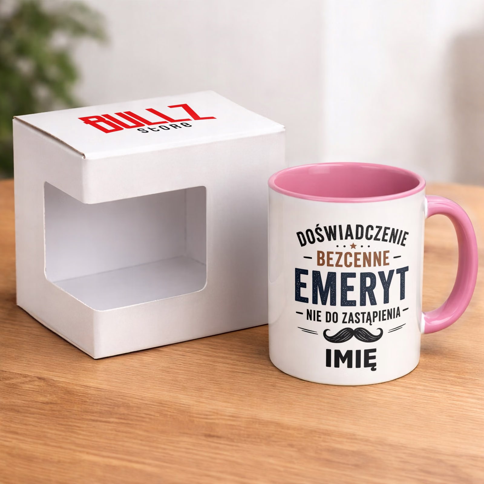 Kubek Różowy Personalizowany z Nadrukiem Emerytura Dla Emeryta Prezent
