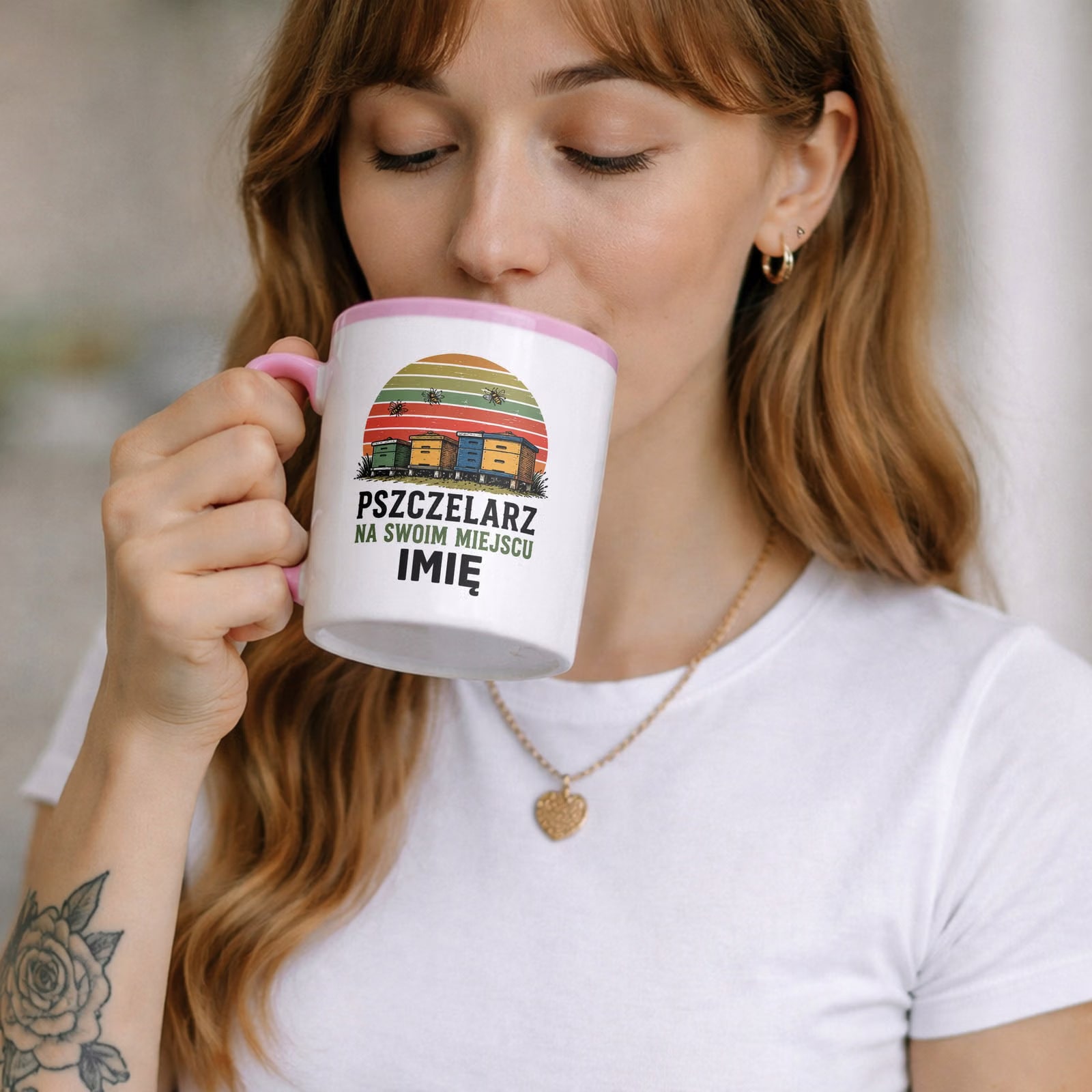 Zestaw Personalizowany Kubek Różowy Poduszka Z Nadrukiem Dla Pszczelarza