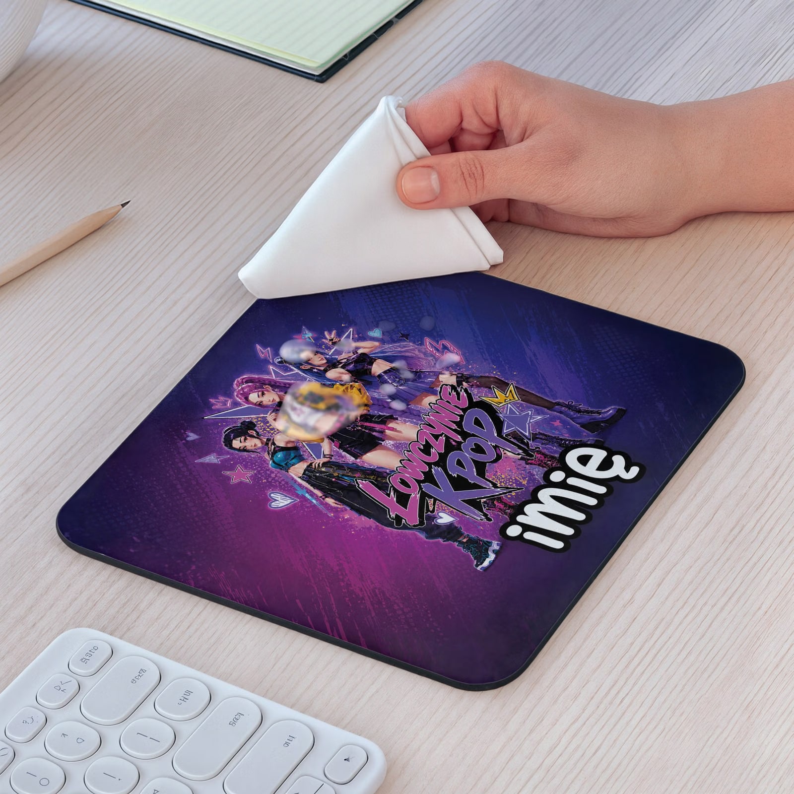 Podkładka pod mysz personalizowana z nadrukiem Łowczynie Kpop dla graczy