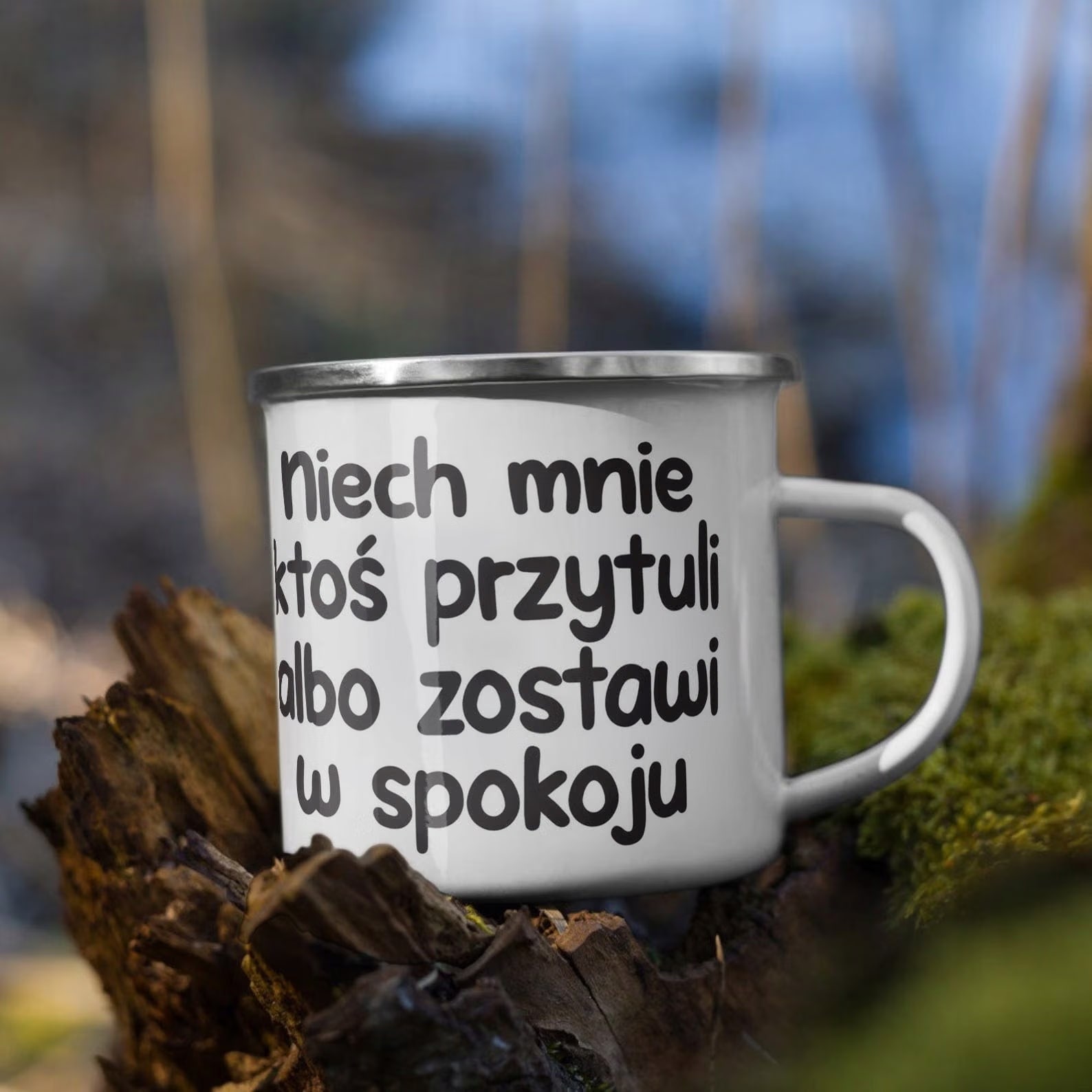 Kubek Emaliowany Niech Mnie Ktoś Przytuli z Nadrukiem Biały Metalowy