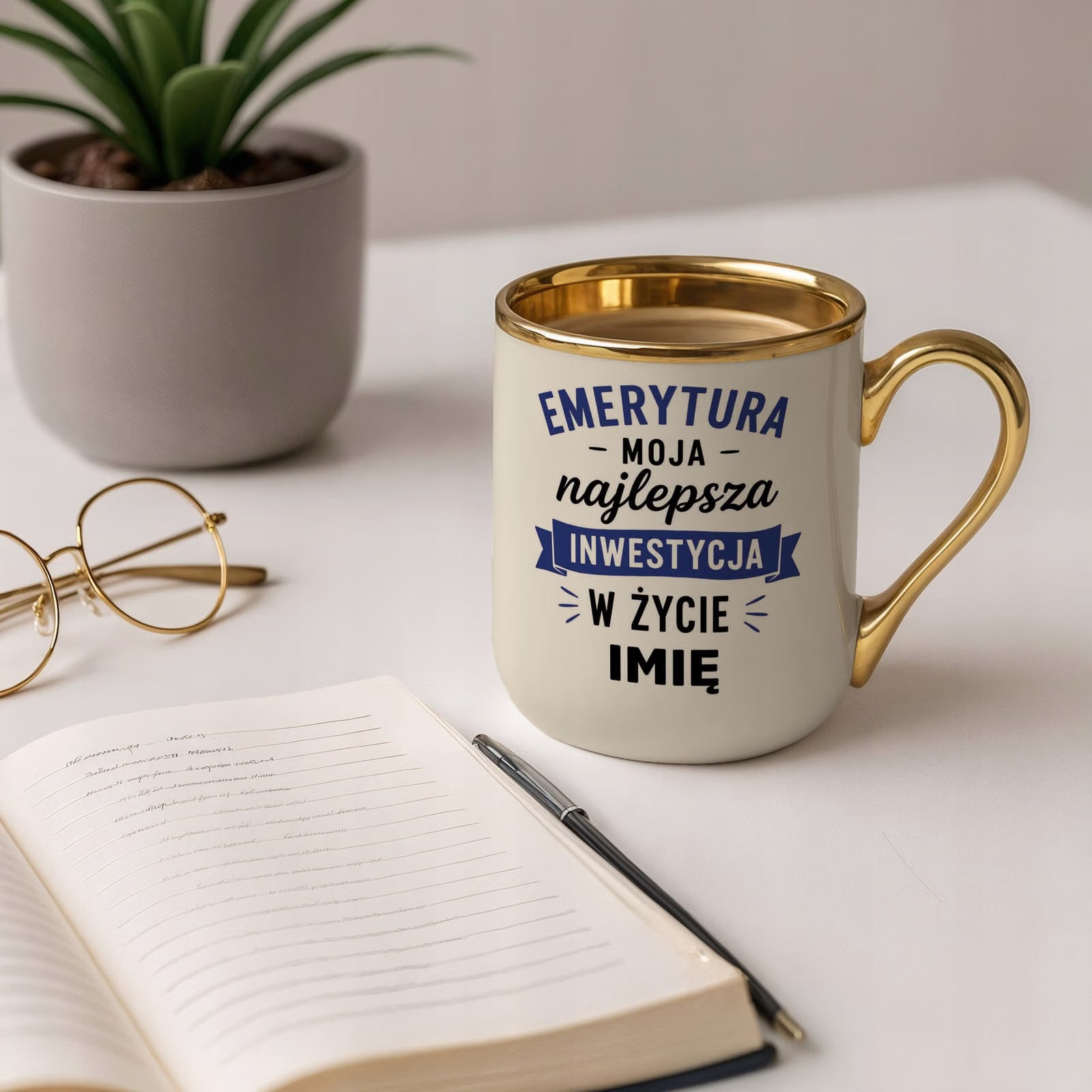 Kubek Personalizowany z nadrukiem Premium Złoty Ecru Emerytura Prezent