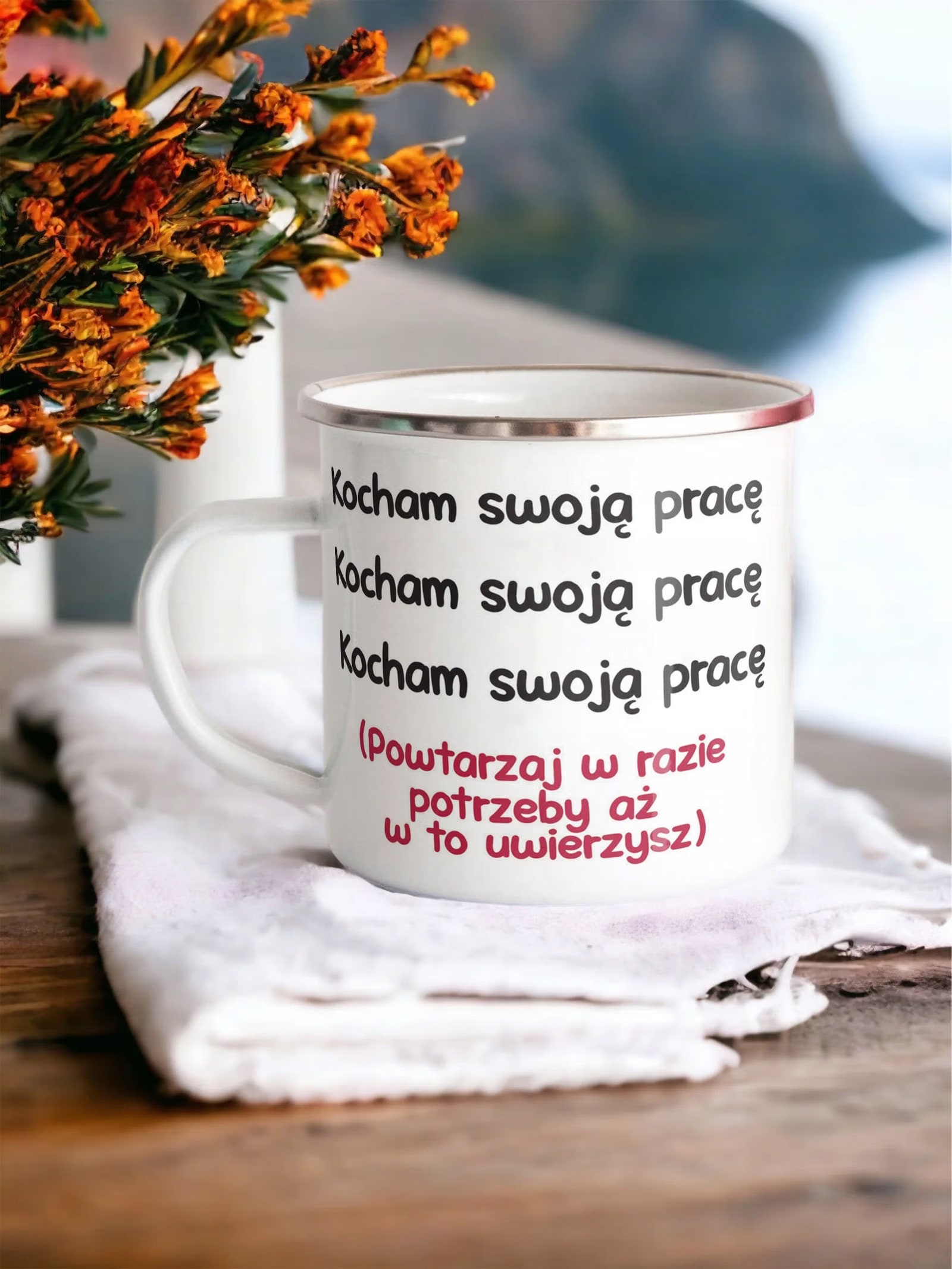 Kubek Emaliowany Kocham Swoją Pracę Zabawny z Nadrukiem Biały Metalowy