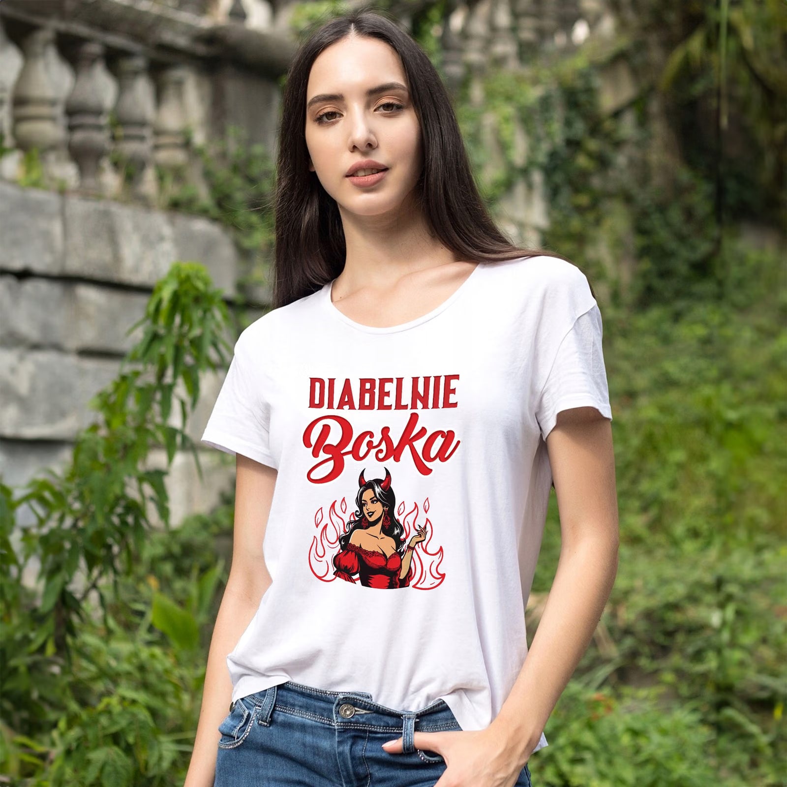 Koszulka Damska T-shirt Na Dzień Kobiet Prezent Diabelnie Boska