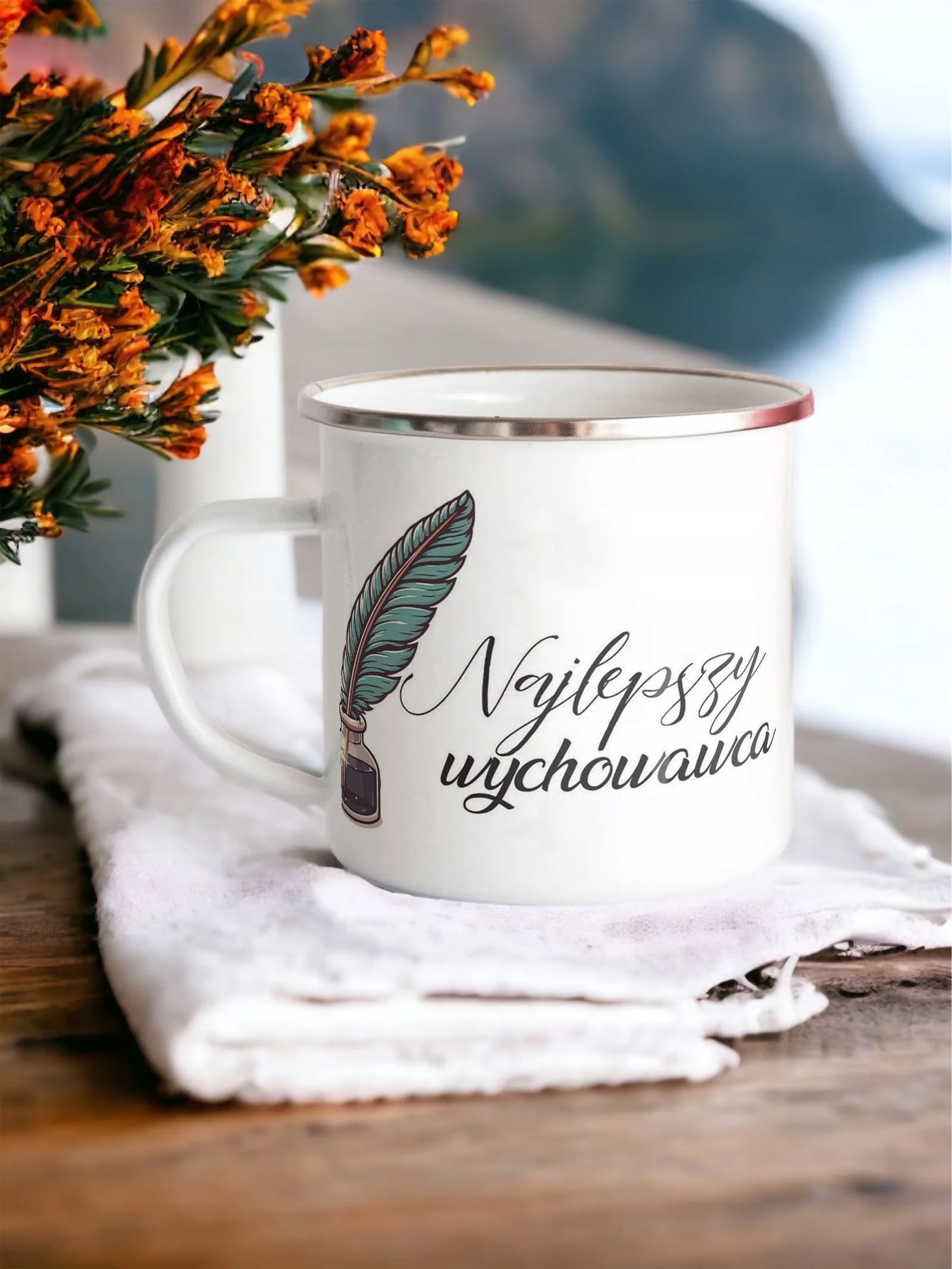 Kubek Emaliowany Najlepszy Wychowaca Dzień z Nadrukiem Biały Metalowy