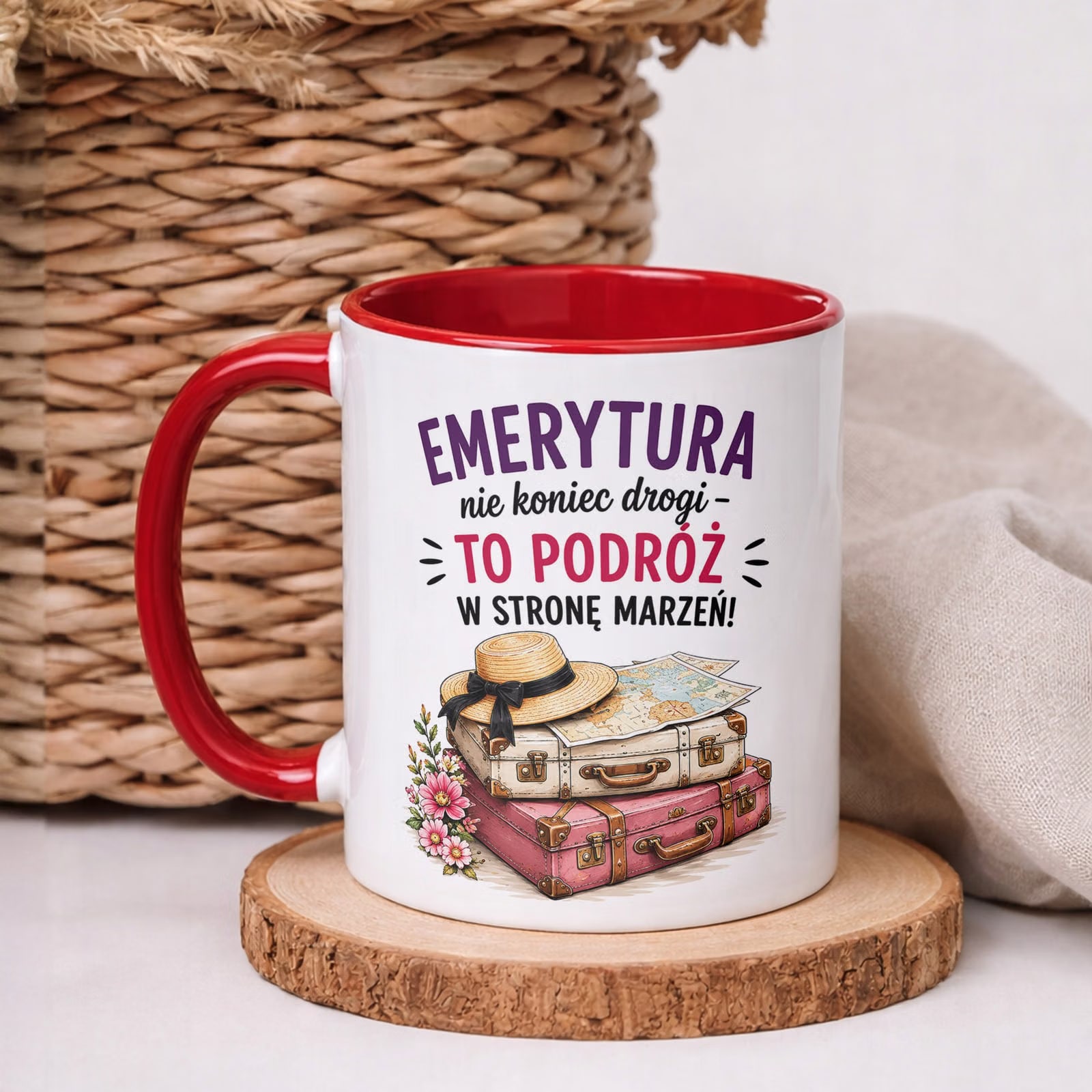 Kubek Czerwony z nadrukiem Emerytura Dla Emerytki Upominek Prezent
