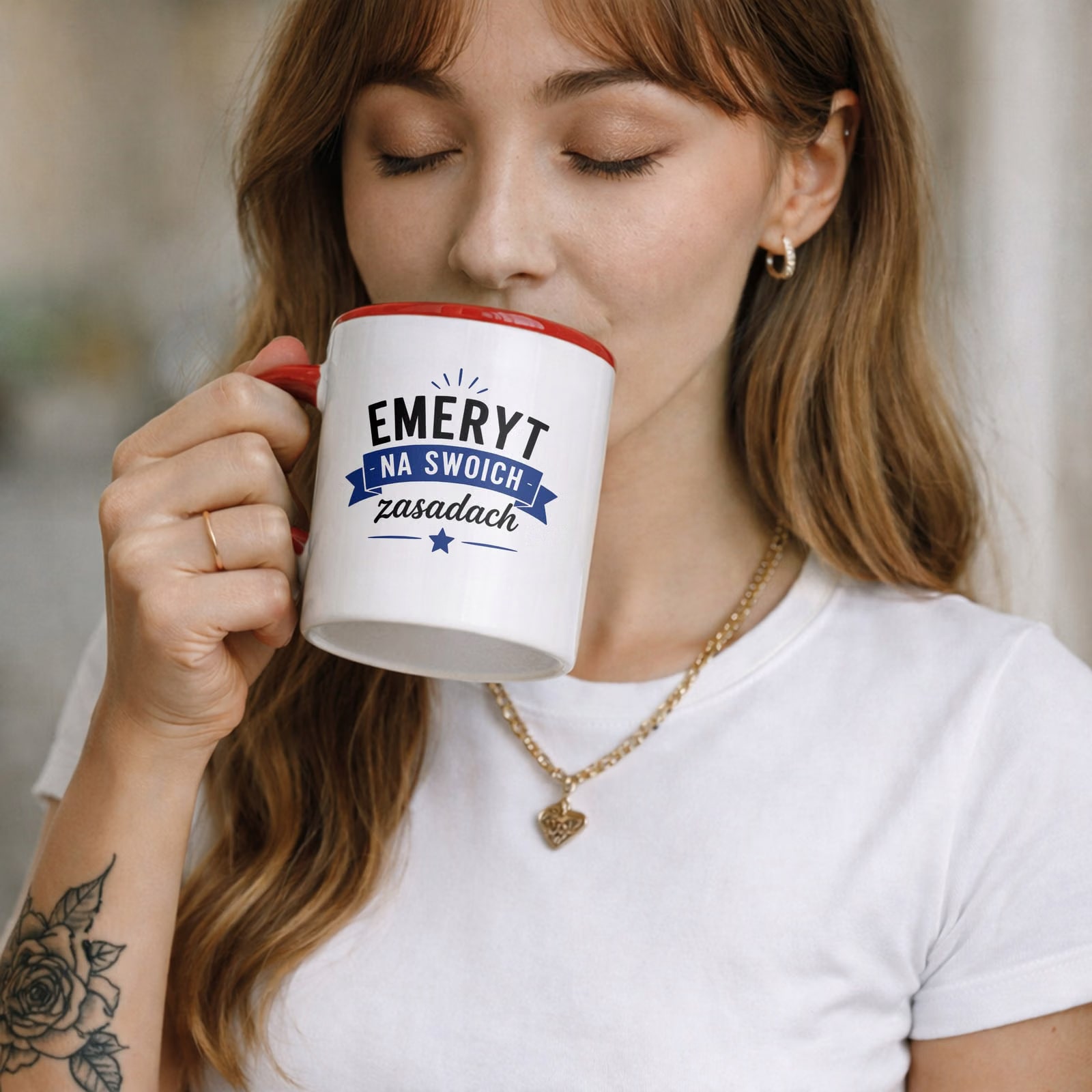 Zestaw Kubek Czerwony Poduszka Z Nadrukiem Emerytura Dla Emeryta Prezent