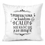 Poduszka 38x38cm Dzień Kobiet Kobiety Prezent Perfekcyjna w Każdym Calu