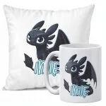 Zestaw Personalizowany Kubek + Poduszka 38×38 cm Szczerbatek Dla Dzieci